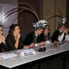 Zie de jury eens shinen